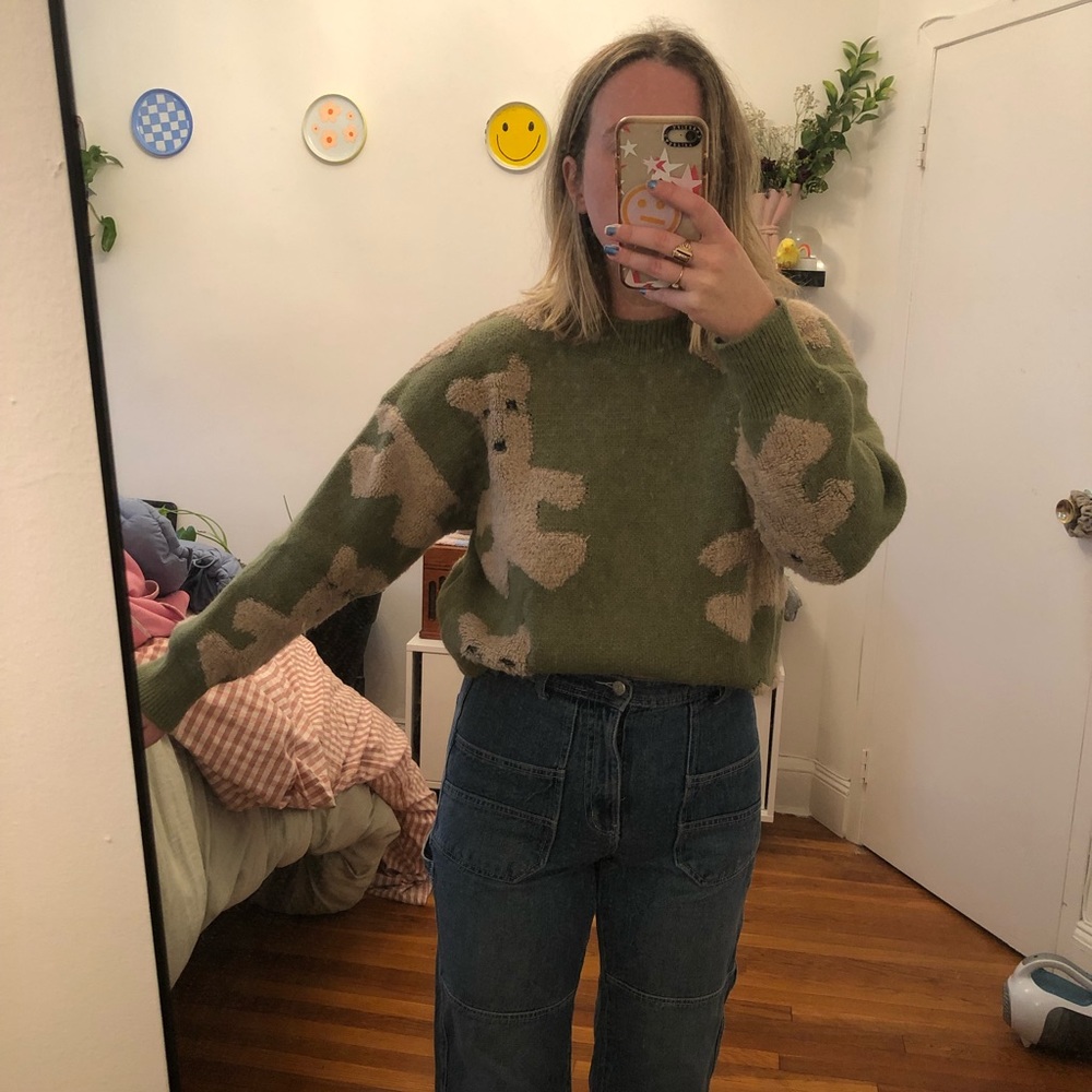 Teddy bear sweater
